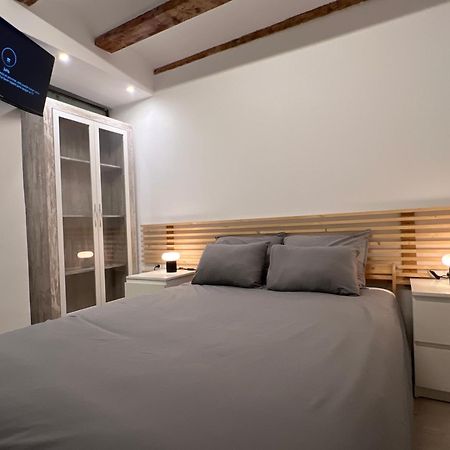Tosalet Apartment Valencia Luaran gambar